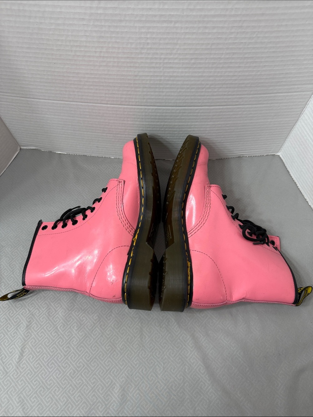 Dr Martens 1460W Women's Size 7 Combat Boots Pink Patent Leather 8 Eye Lace Up - Picture 5 of 10